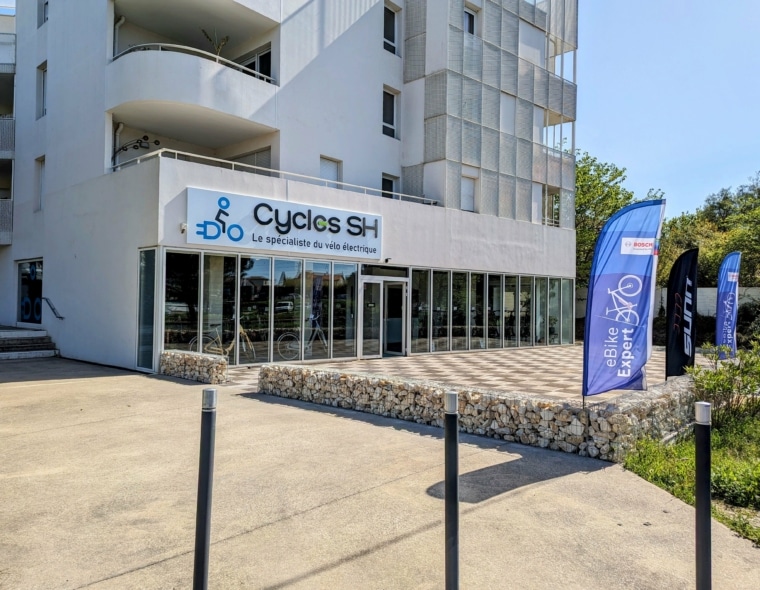 magasin spécialiste des vélos électriques Cube Bikes et expert de la motorisation Bosch