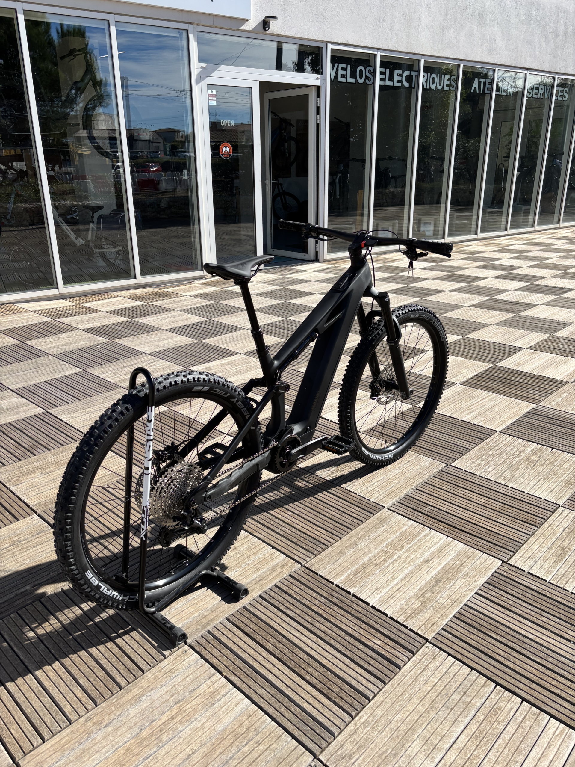 Cube Stereo Hybrid ONE44 HPC Race 800 blackline