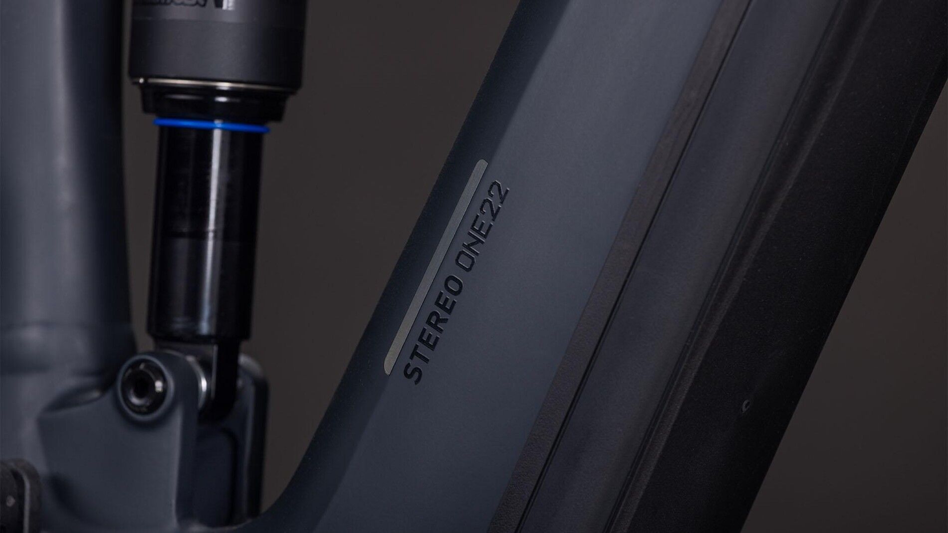 Cube Stereo Hybrid ONE22 Pro 600 night´n´chrome