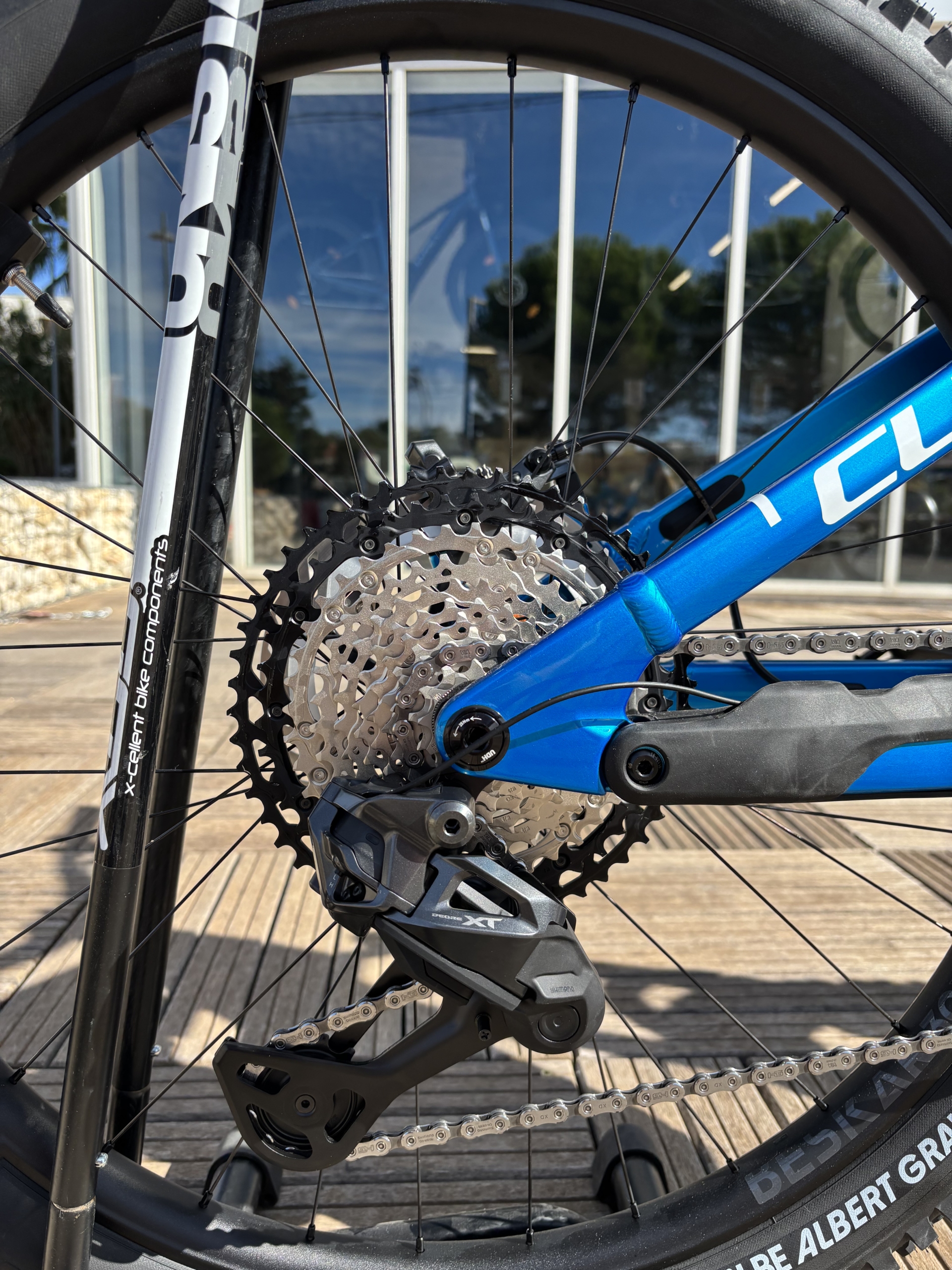 Cube Stereo Hybrid ONE77 HPC AT 800 actionteam