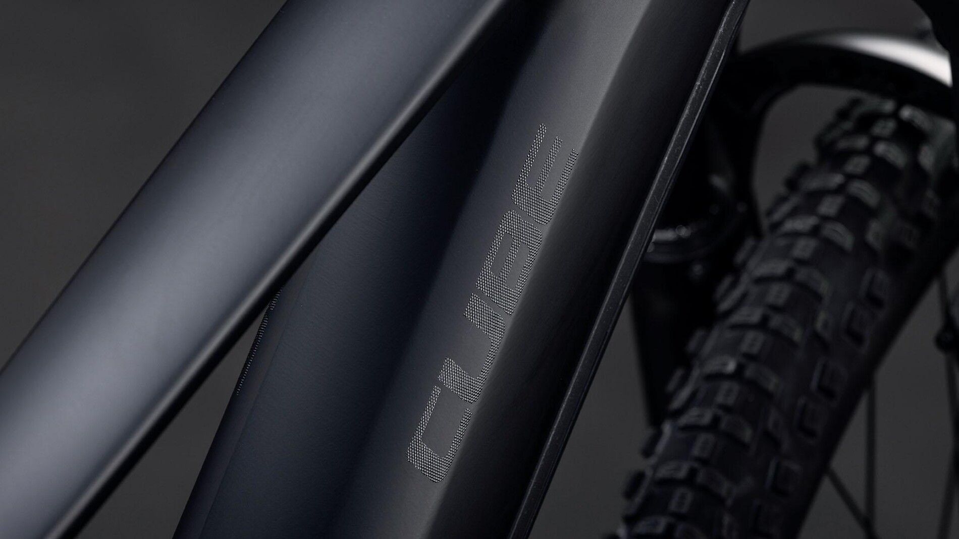 Cube Reaction Hybrid Pro 800 blackline