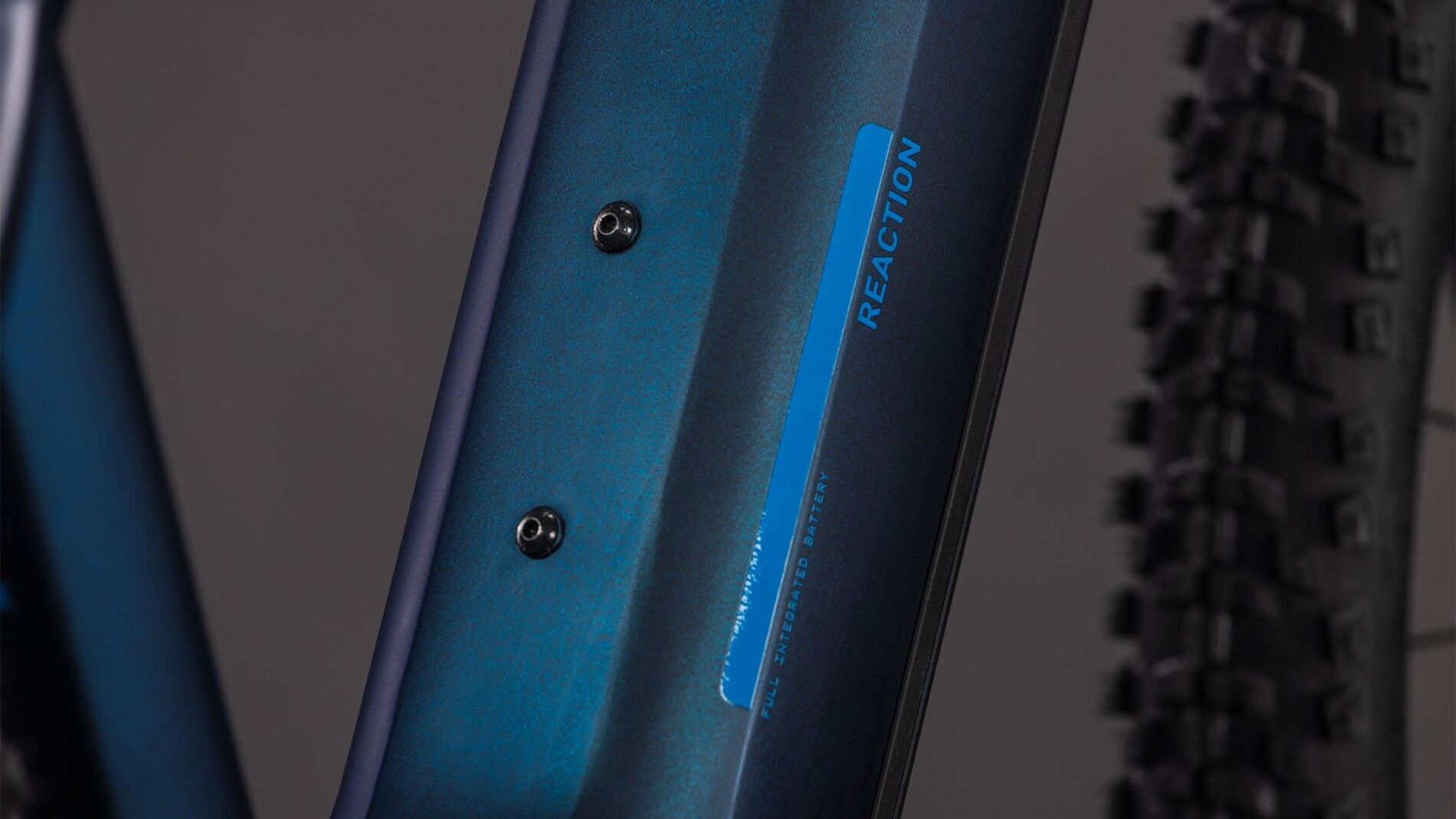 Cube Reaction Hybrid Pro 800 nebular´n´dazzle