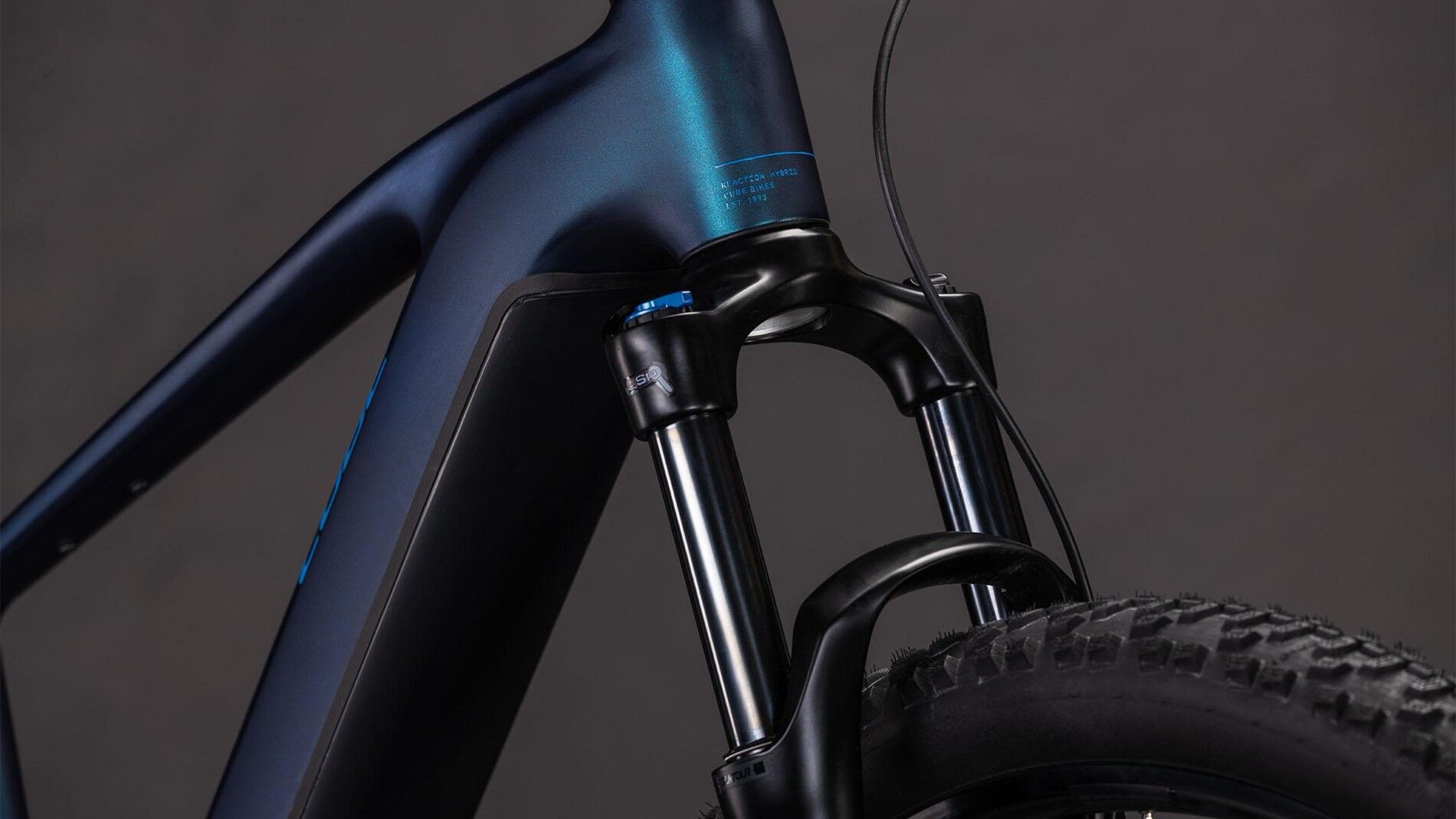 vtt électrique cube reaction hybrid pro 800 fourche avant