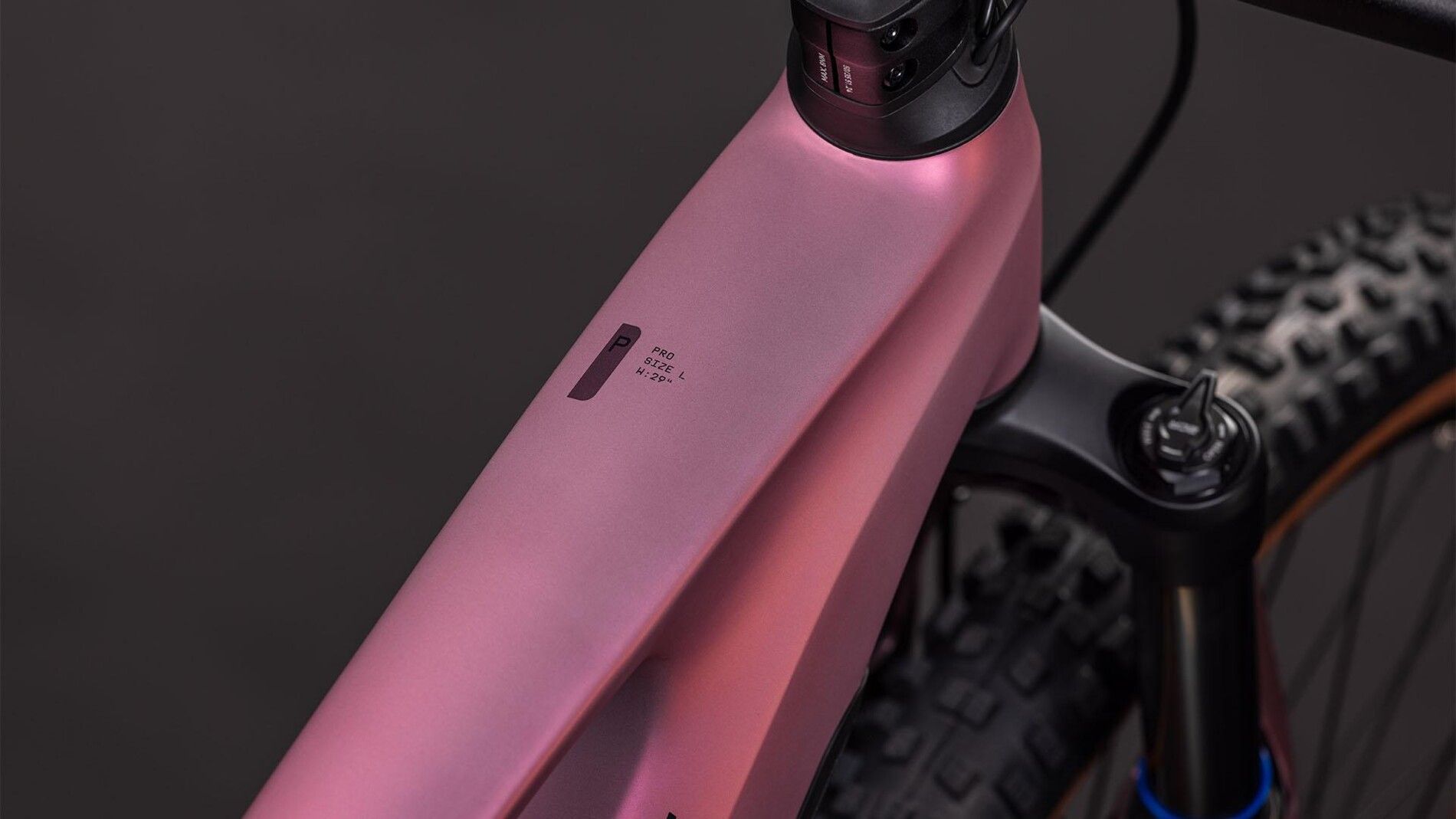 vtt électrique cube stereo hybrid one 44 pro cadre