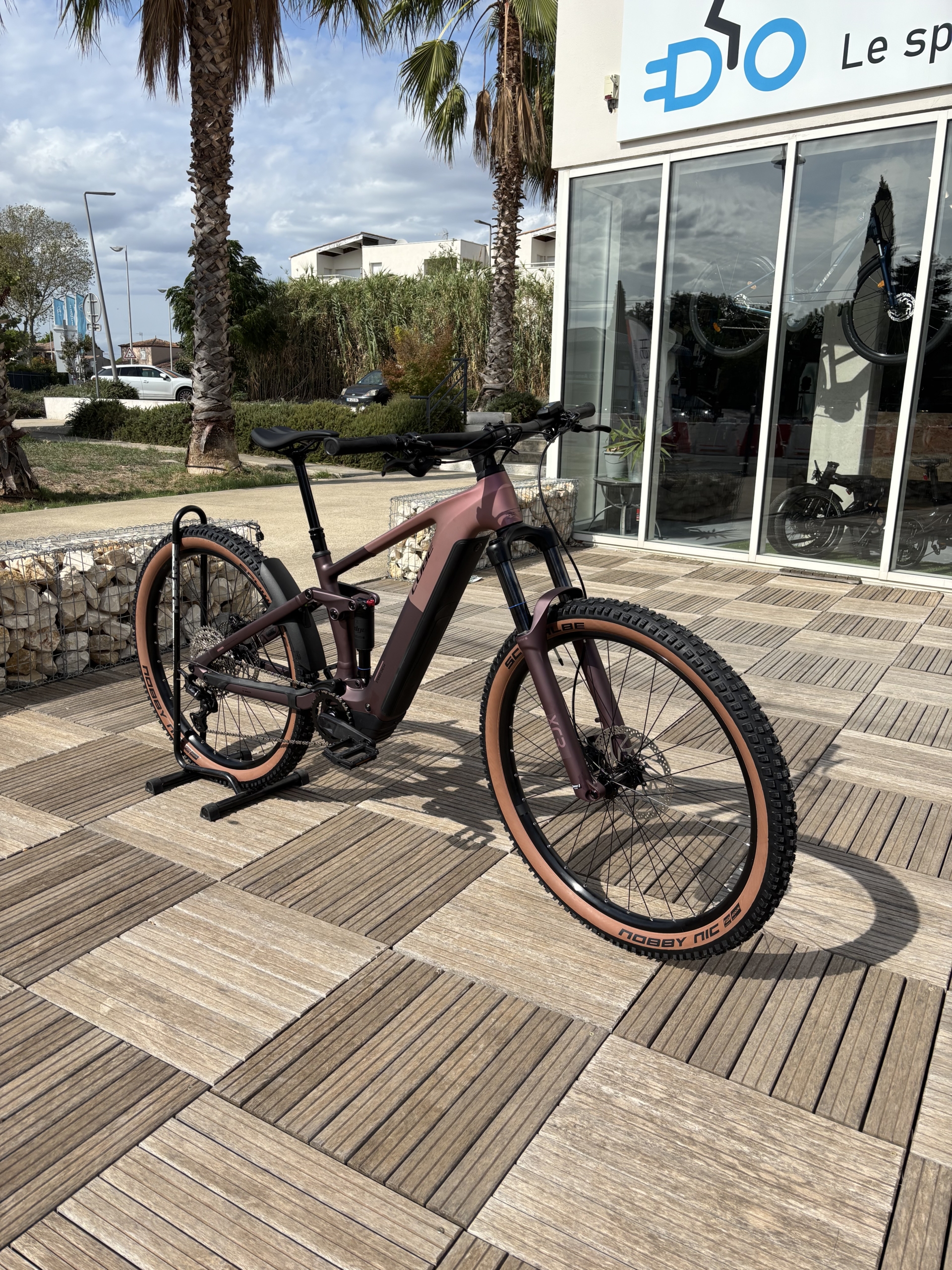 vtt électrique cube stereo hybrid one 44 pro en vente chez cycles sh à montepllier