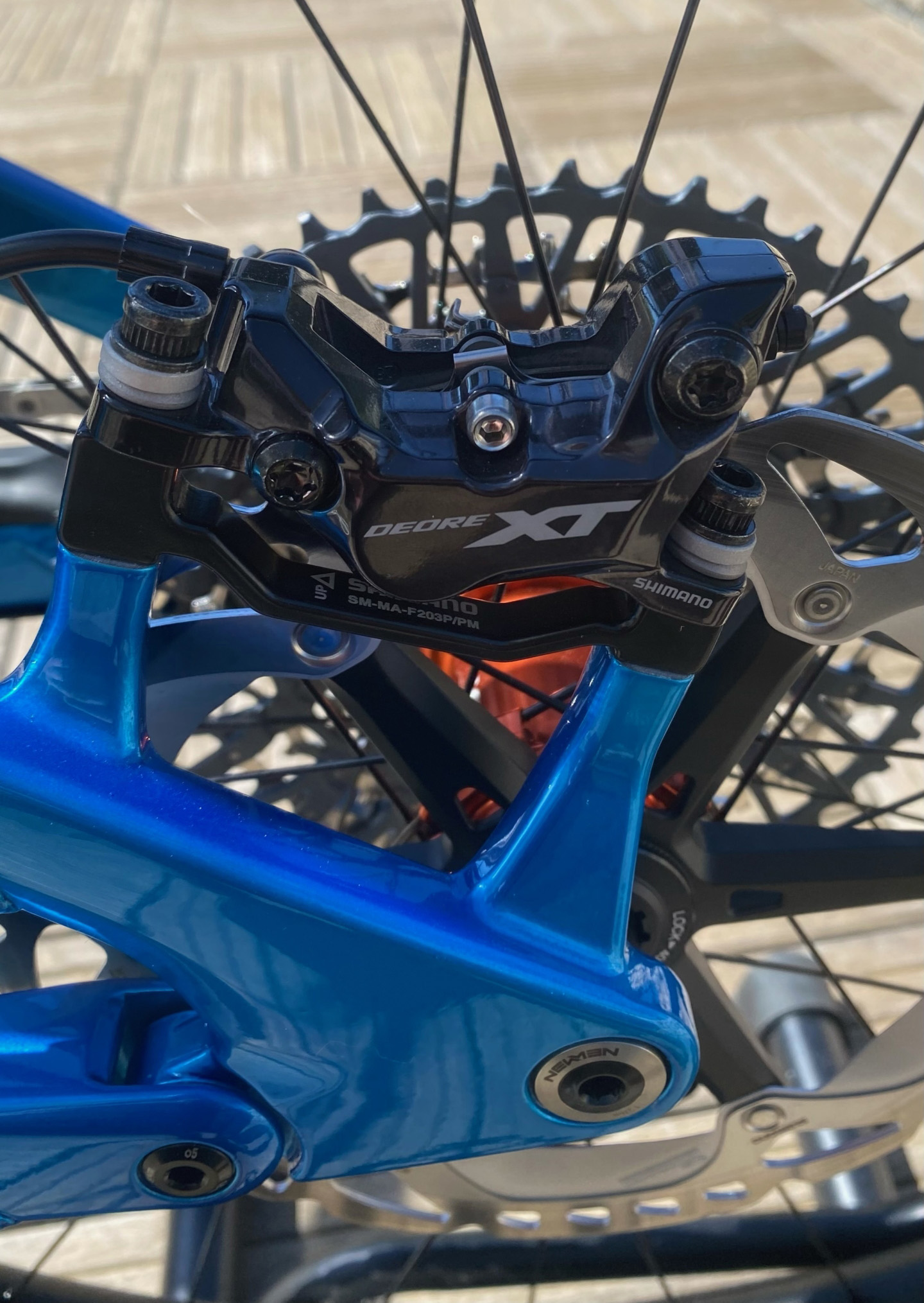 Freins Shimano XT vtt électrique cube stereo hybrid one 77 hpc AT 800 Wh
