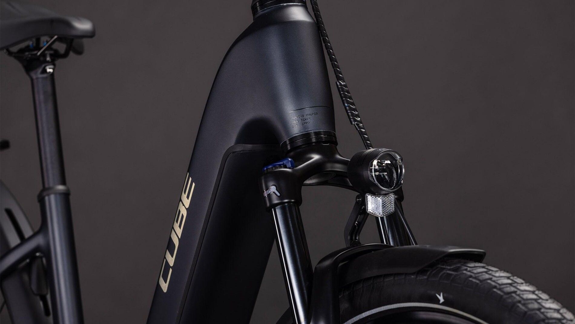 vtt électrique cube touring hybrid one 600 fourche