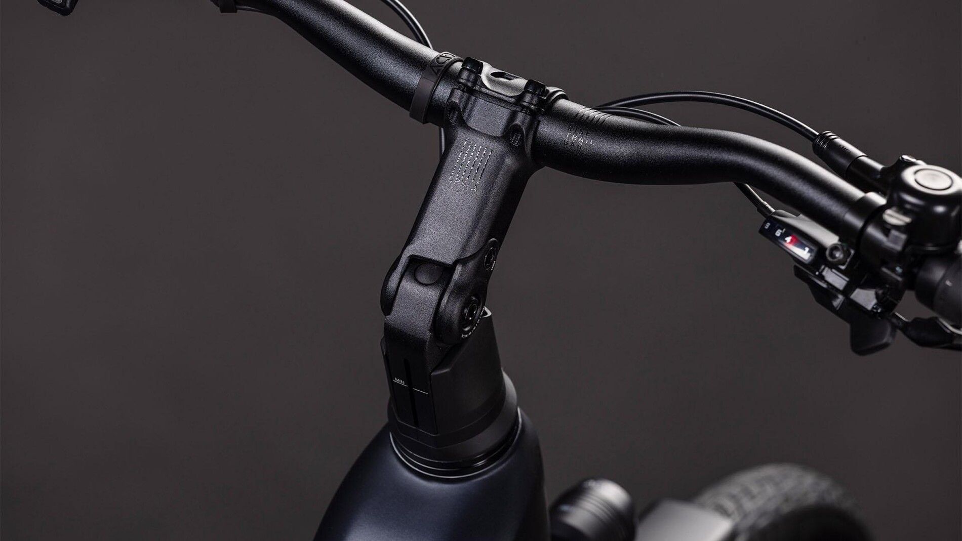 vtt électrique cube touring hybrid one 600 guidon