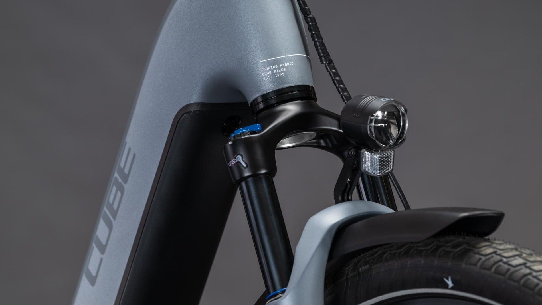 vtt électrique cube touring hybrid pro 800 fourche