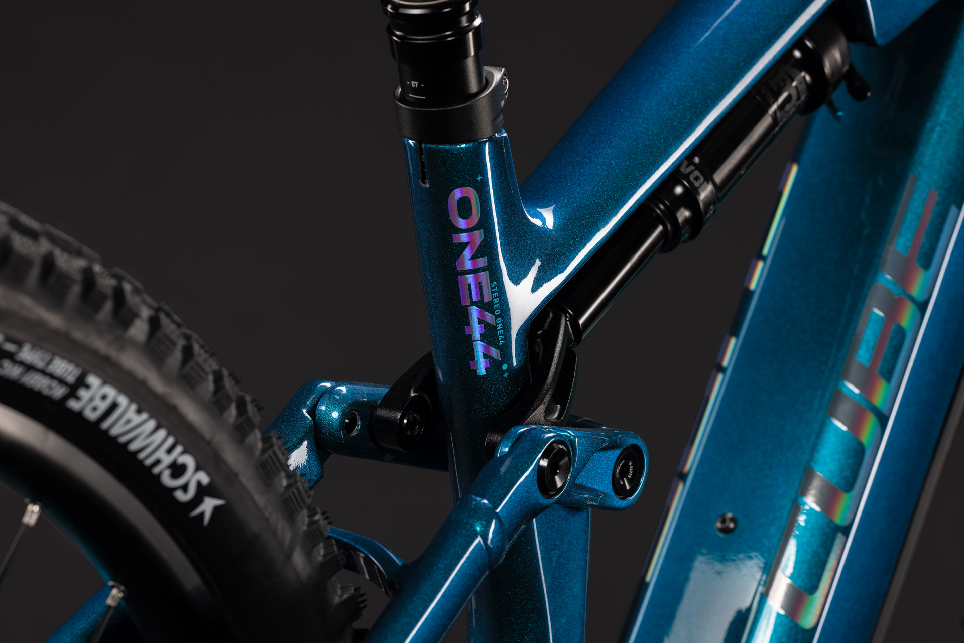 1103310-1-cube-stereo-hybrid-one44-hpc-race-800-4 Stereo Hybrid ONE44 HPC Race 800 nebula´n´prizm
