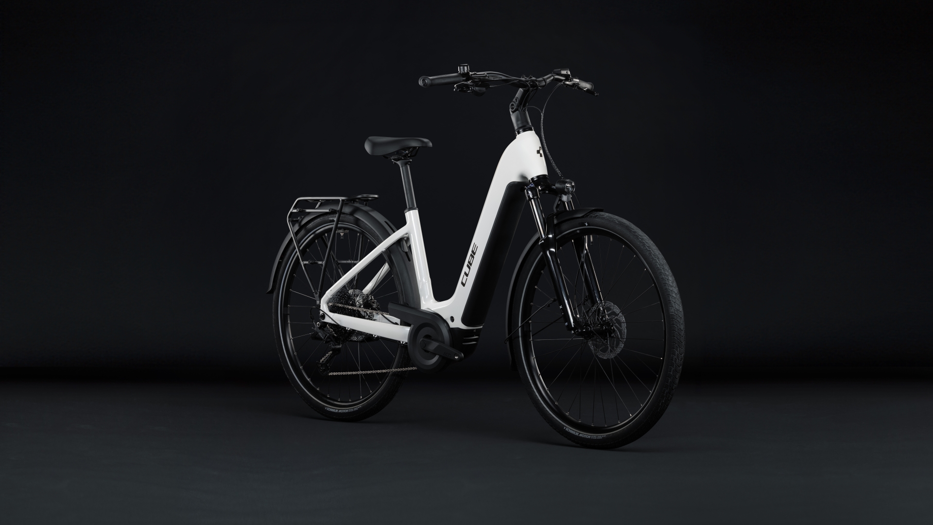 Cube Touring Hybrid ONE 600 metallicwhite´n´chrome