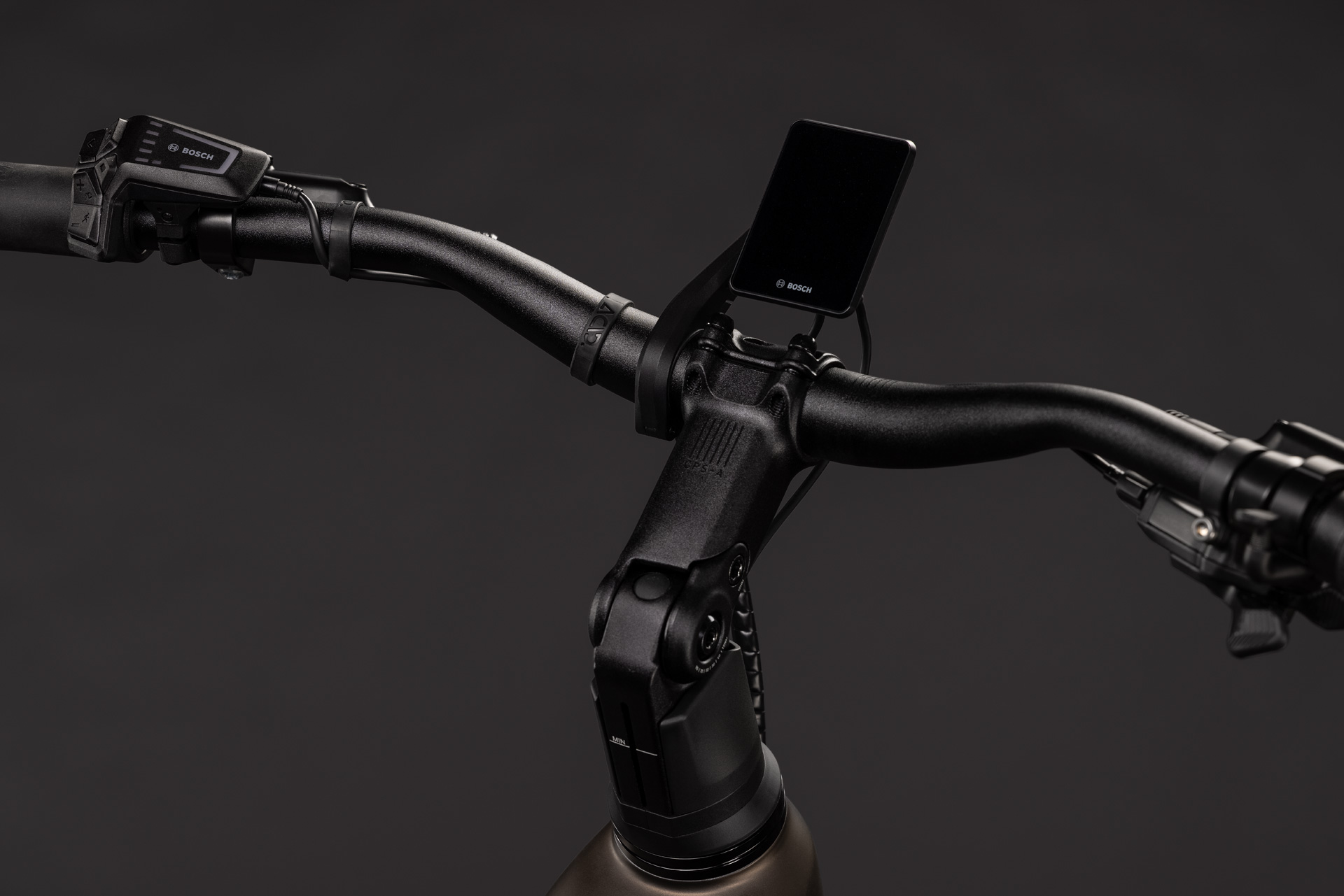 Cube Touring Hybrid Pro 800 metallicumbra´n´black
