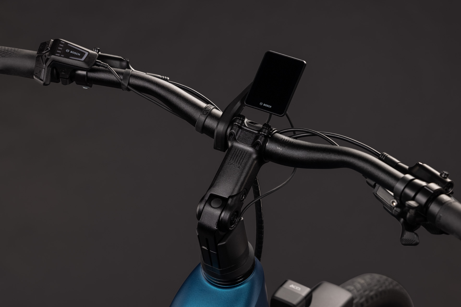 Cube Touring Hybrid Pro 800 electricblue´n´prizm