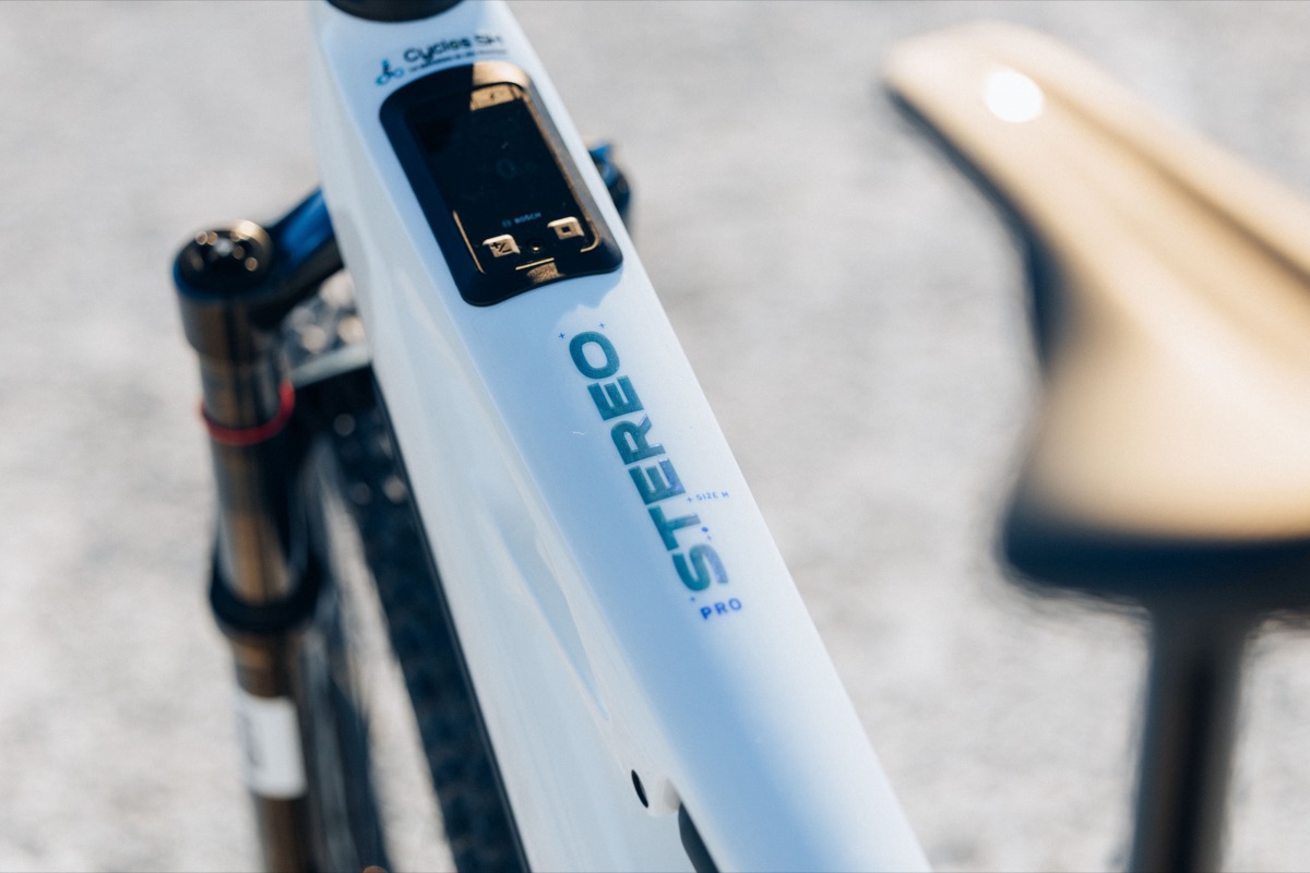 vtt-electrique-stereo-hybrid-one44-17