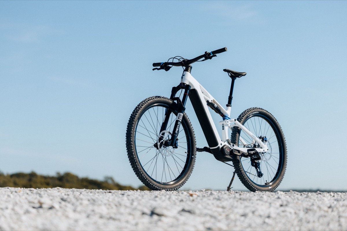 vtt-electrique-stereo-hybrid-one44-26 vtt électrique stereo hybrid one44